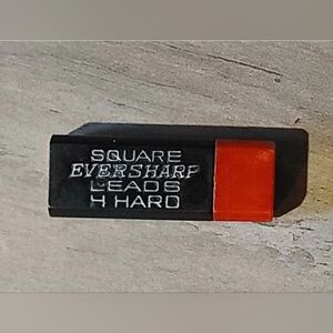 Vintage Eversharp Lead Short With Hard Plastic Case [Read Details]